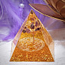 Orgonit-Pyramide mit Citrin-Amethyst-Lebensbaum