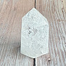 Obelisk mit Kristallriss 3