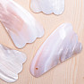 Gua Sha in Muschelflossenform